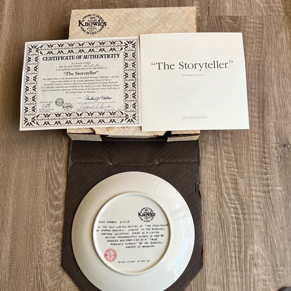 The Story Teller Collectors plate - Picture 4 of 8